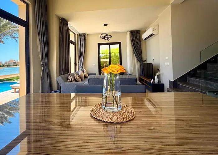 Ollystays Elegant 4br Heated Pool Villa, Nanny Room! Elgouna *